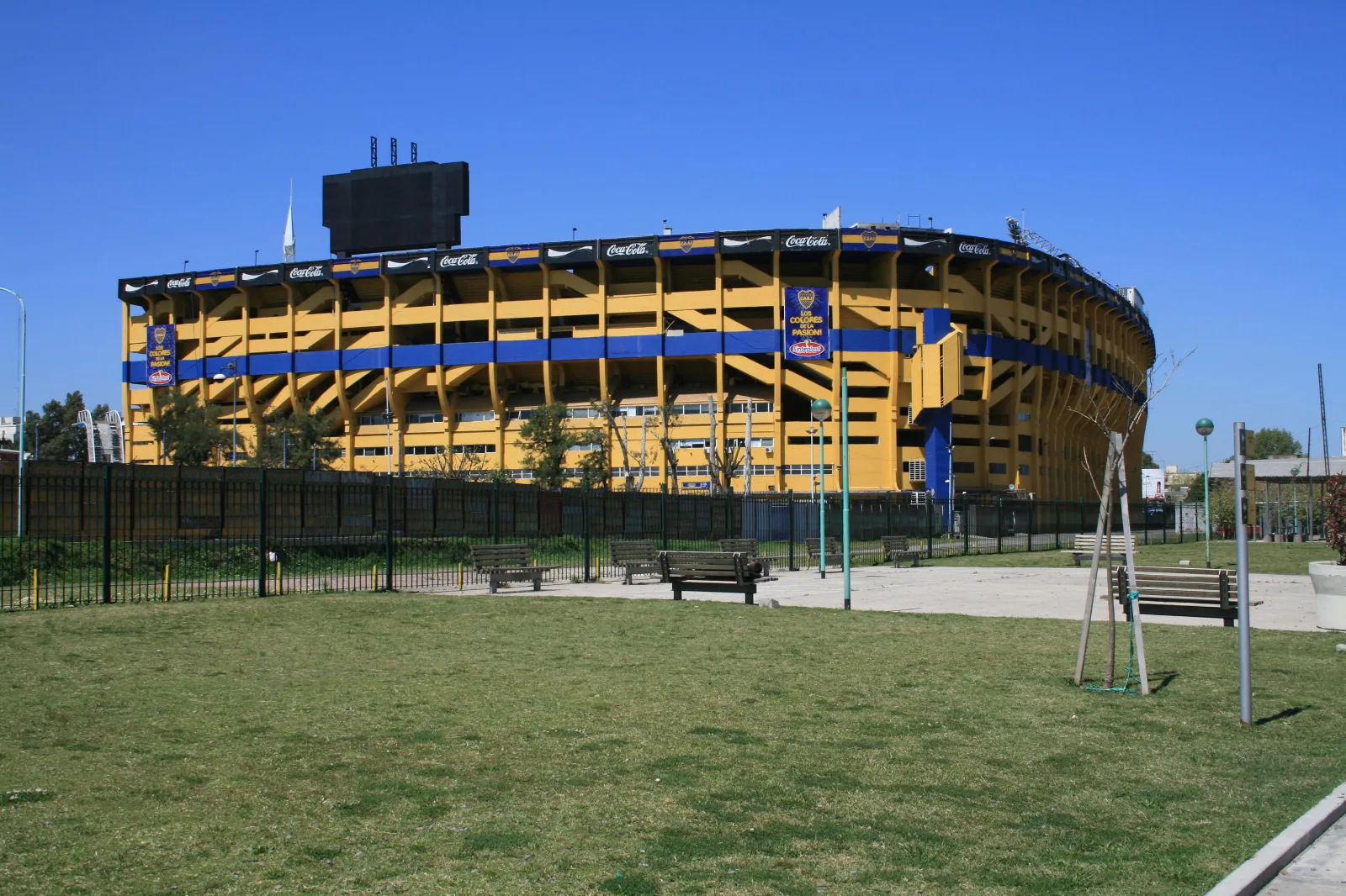 estadio de boca por fuera