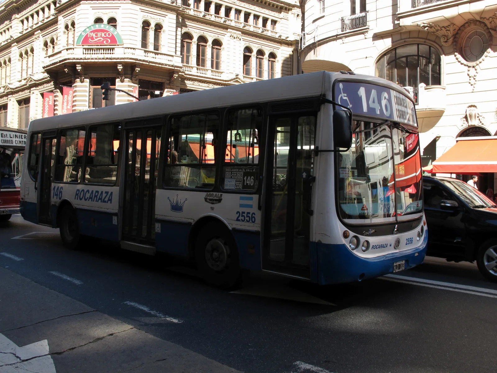 Buenos Aires - Metalpar Agrale bus #2556 on line No. 146 (Av Córdoba)